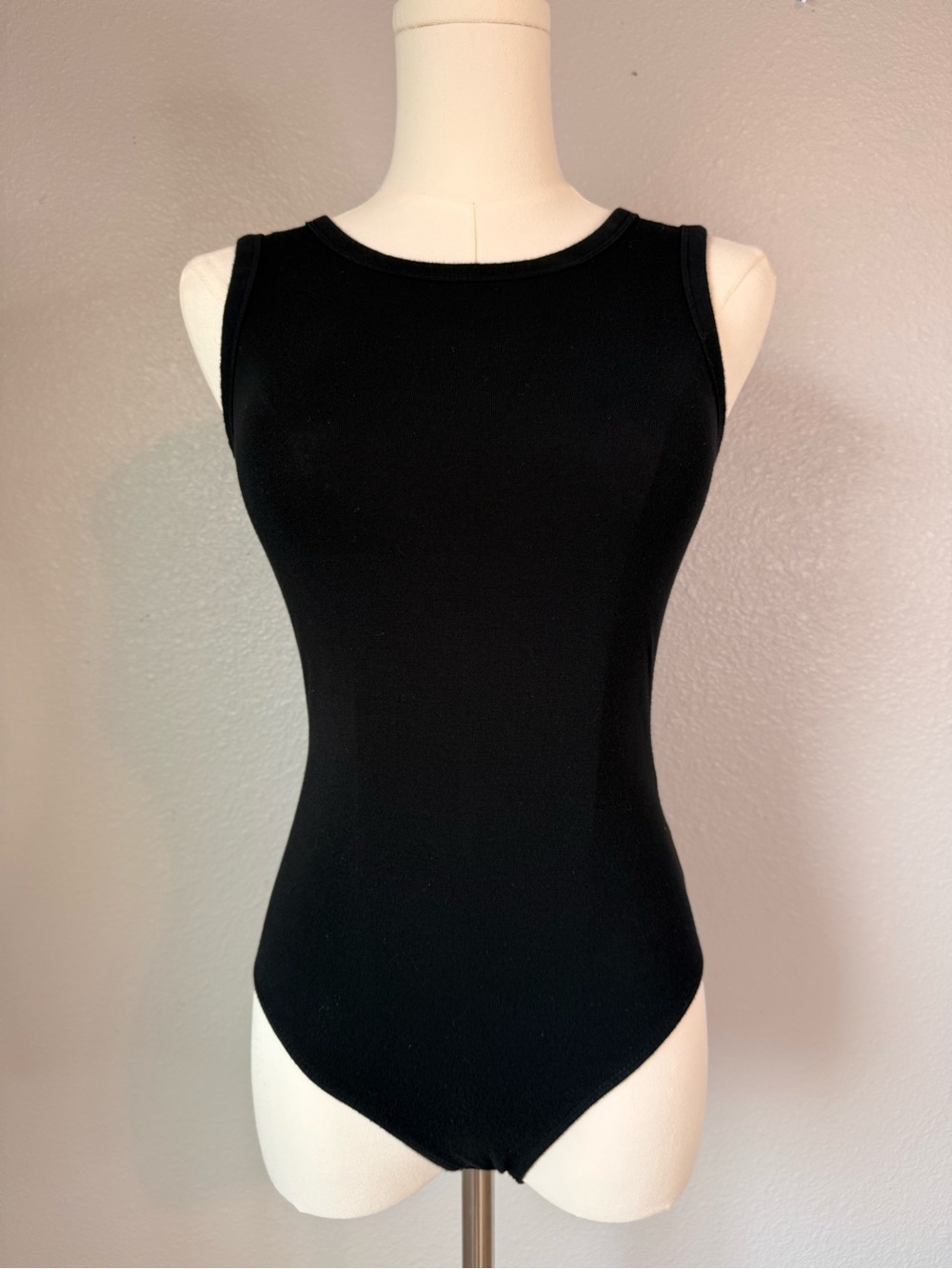 American Eagle Black Sleeveless Bodysuit Size Small Stretch Essential Tank